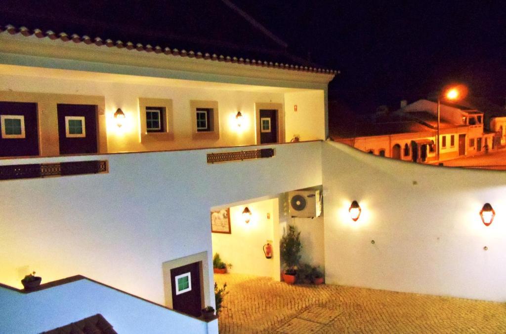 Casa Do Largo - Golega - Turismo De Habitacao Hotel Exterior foto